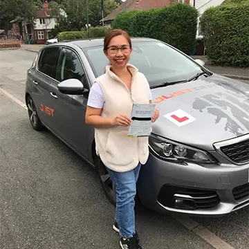 Book 20 Hours Of Driving Lessons For A FREE Theory Test