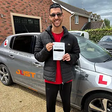 Book 40 Hours Of Driving Lessons For A FREE Theory & Practical Test